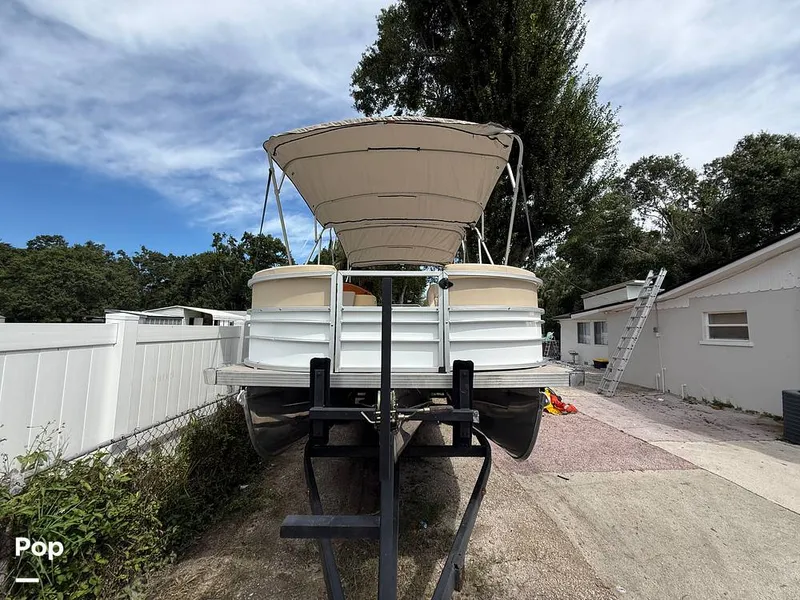 Slide: The Image of Lexington 625 2020 - 15875010