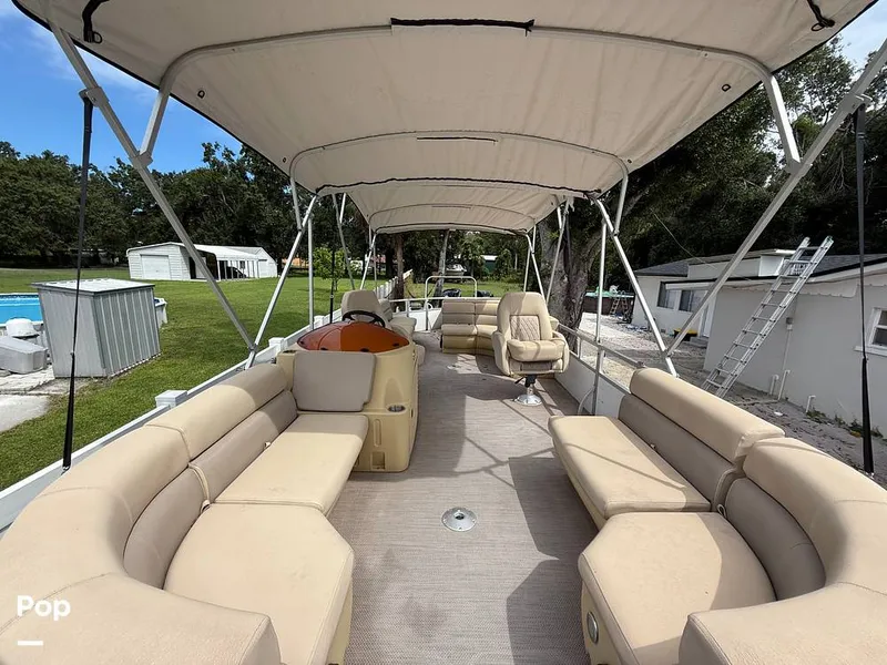 Slide: The Image of Lexington 625 2020 - 15874996