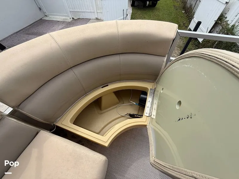 Slide: The Image of Lexington 625 2020 - 15875029