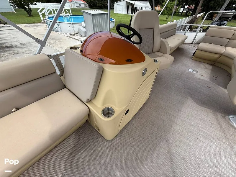 Slide: The Image of Lexington 625 2020 - 15875034