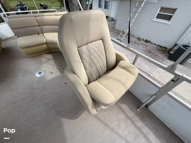 Slide: The Image of Lexington 625 2020 - 15875045