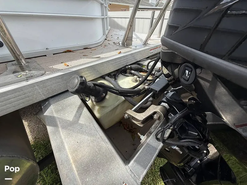 Slide: The Image of Lexington 625 2020 - 15875065