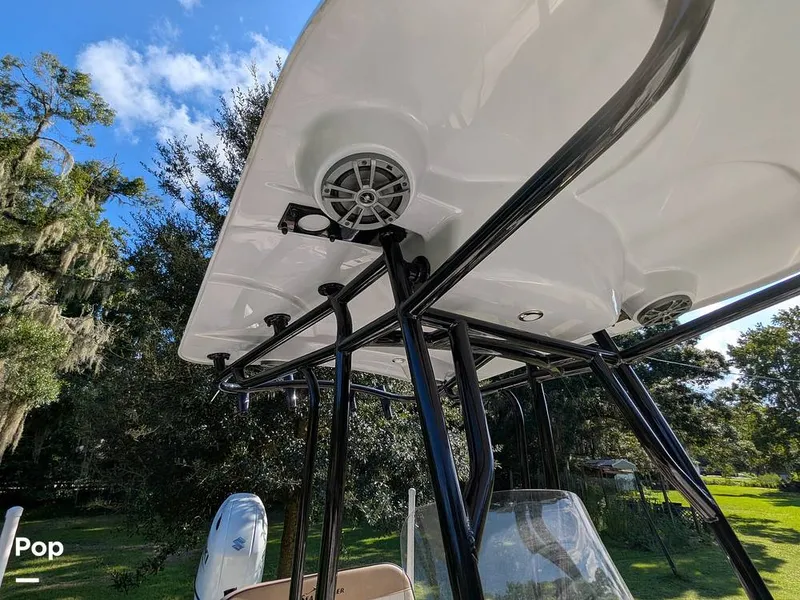 Slide: The Image of Sea Chaser 23LX 2023 - 15775201