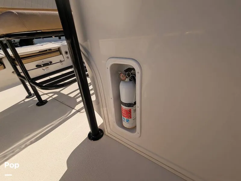 Slide: The Image of Sea Chaser 23LX 2023 - 15775202