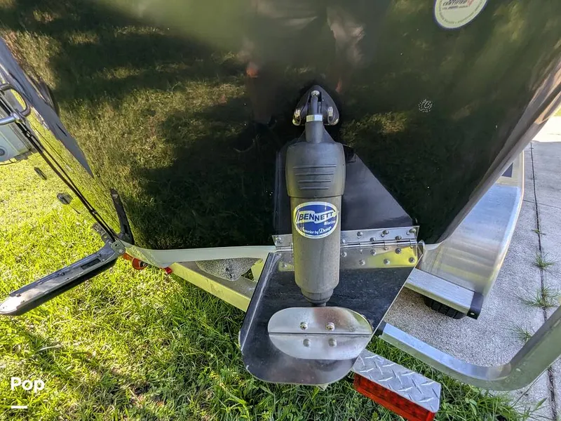 Slide: The Image of Sea Chaser 23LX 2023 - 15775203