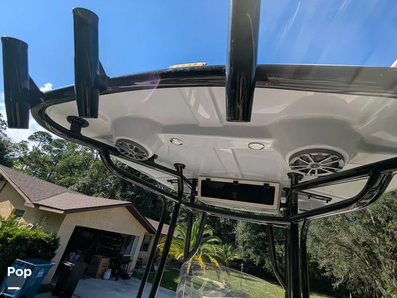 Slide: The Image of Sea Chaser 23LX 2023 - 15775041