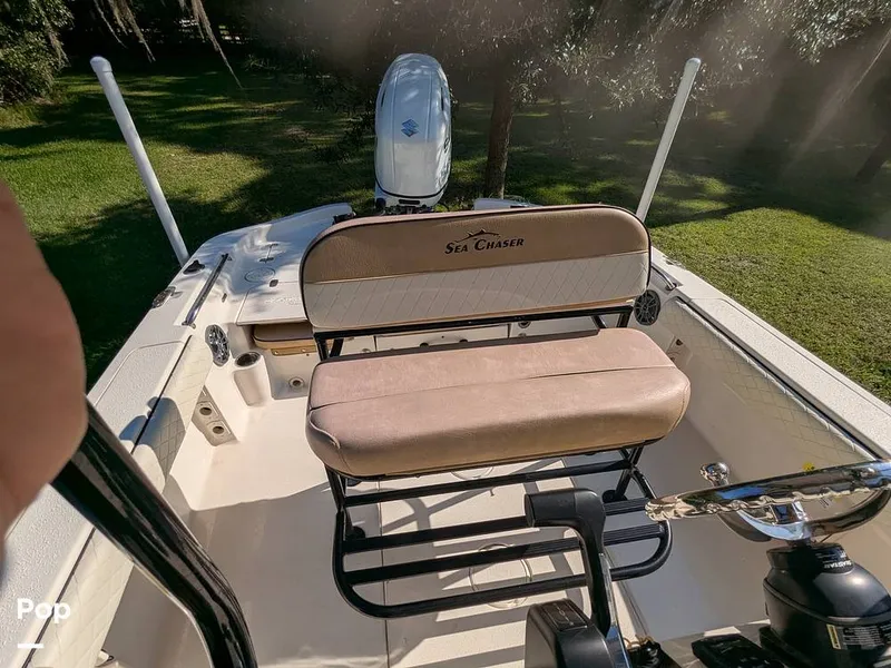 Slide: The Image of Sea Chaser 23LX 2023 - 15775045