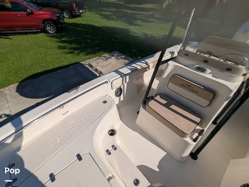 Slide: The Image of Sea Chaser 23LX 2023 - 15775077