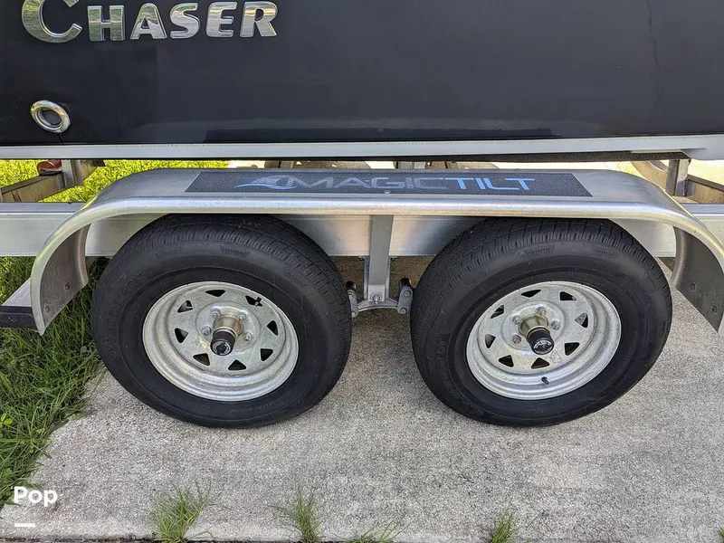 Slide: The Image of Sea Chaser 23LX 2023 - 15775000