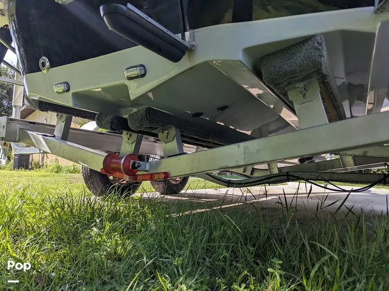 Slide: The Image of Sea Chaser 23LX 2023 - 15775004