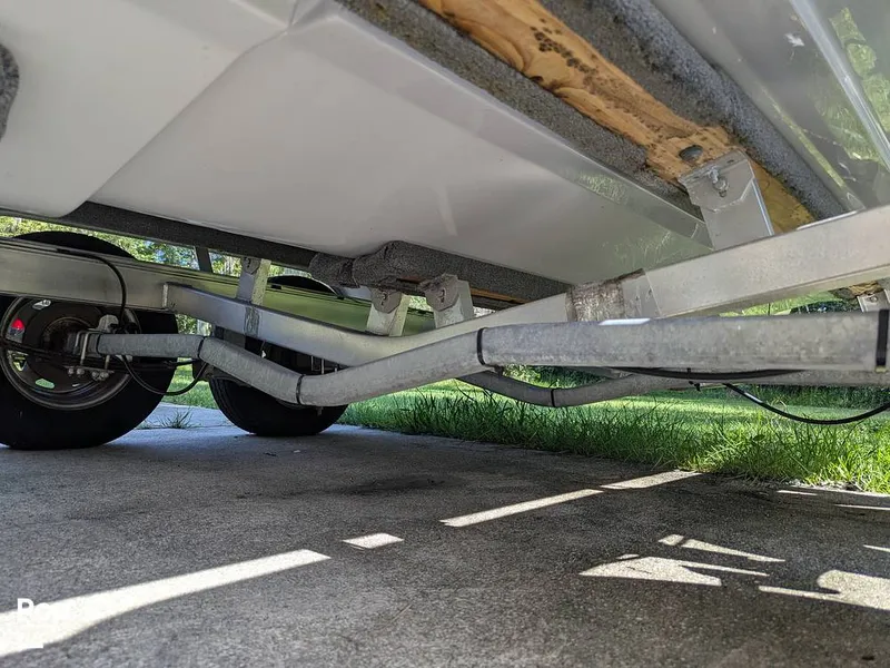 Slide: The Image of Sea Chaser 23LX 2023 - 15775022