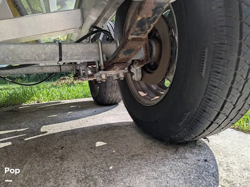 Slide: The Image of Sea Chaser 23LX 2023 - 15775023