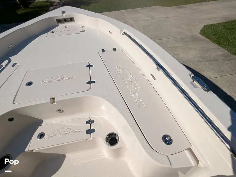 Slide: The Image of Sea Chaser 23LX 2023 - 15775068