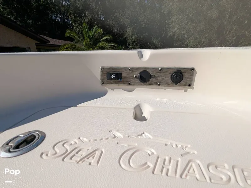 Slide: The Image of Sea Chaser 23LX 2023 - 15775071