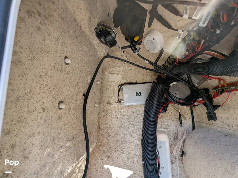 Slide: The Image of Sea Chaser 23LX 2023 - 15775191