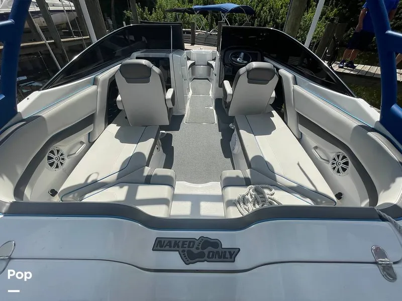 Slide: The Image of Yamaha AR240 2020 - 15722141