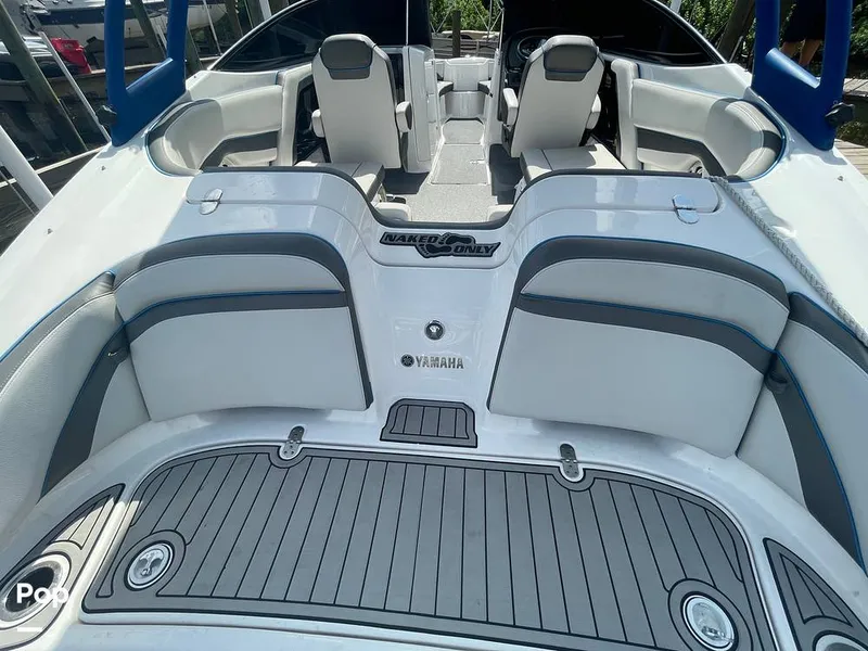 Slide: The Image of Yamaha AR240 2020 - 15722136