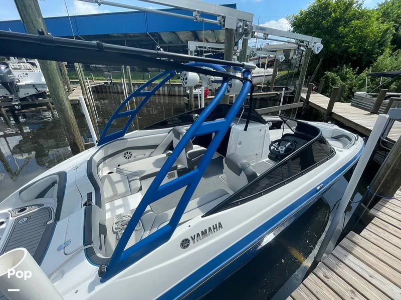 Slide: The Image of Yamaha AR240 2020 - 15722107