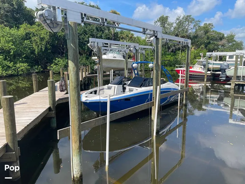 Slide: The Image of Yamaha AR240 2020 - 15722119