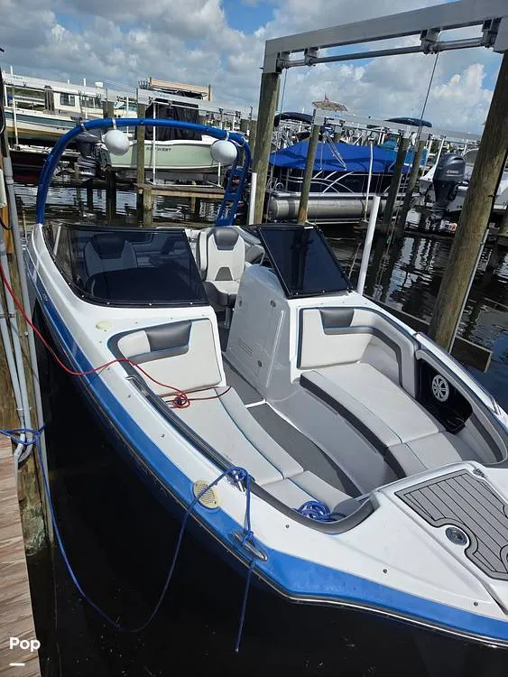 Slide: The Image of Yamaha AR240 2020 - 15686903