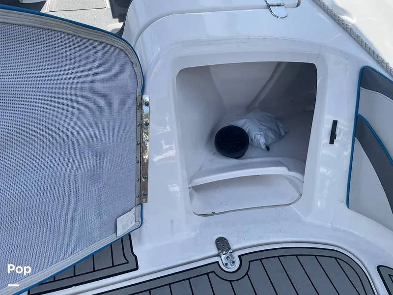 Slide: The Image of Yamaha AR240 2020 - 15722138