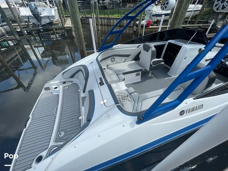 Slide: The Image of Yamaha AR240 2020 - 15722112