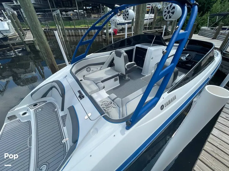 Slide: The Image of Yamaha AR240 2020 - 15722113