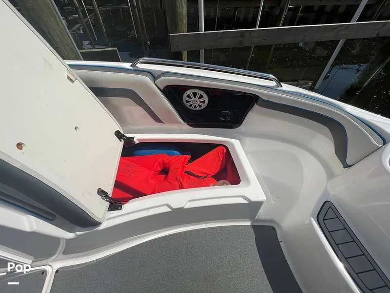 Slide: The Image of Yamaha AR240 2020 - 15722180