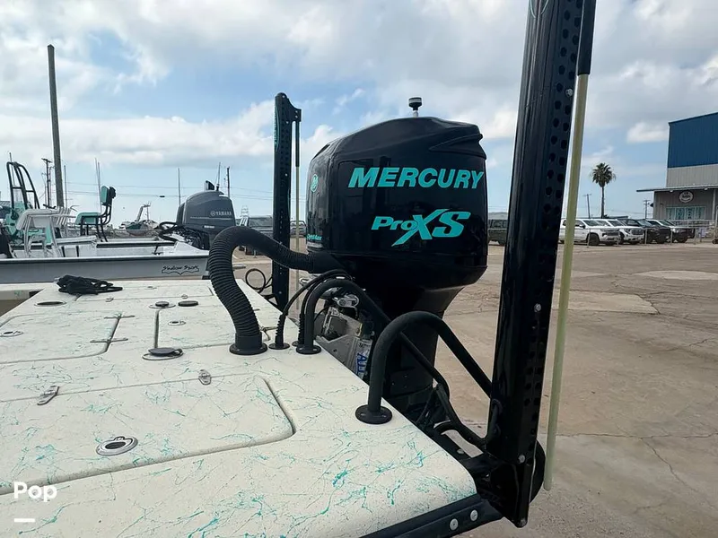 Slide: The Image of Twin Power Poles/engine - 15919336