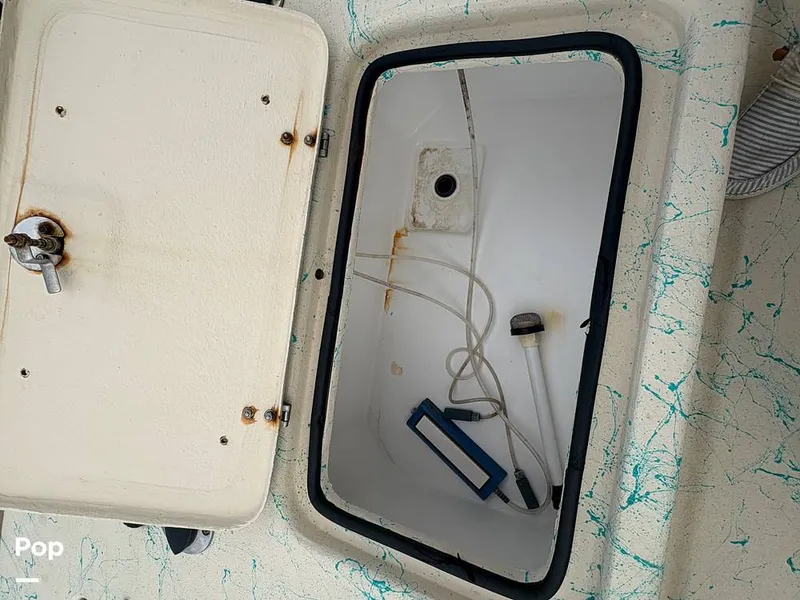 Slide: The Image of Live Well/bait Well - 15919369