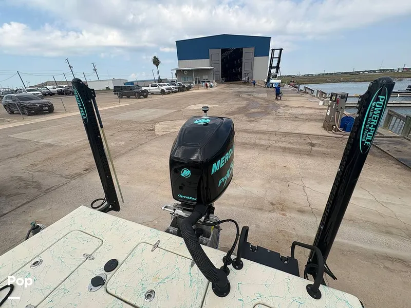 Slide: The Image of Twin Power Poles/engine - 15919371