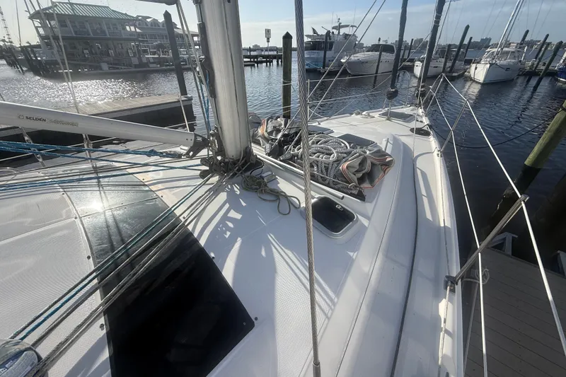Slide: The Image of Hunter 49 2009 - 25