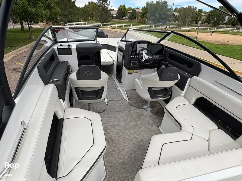 Slide: The Image of Rinker Q5 2018 - 15853085