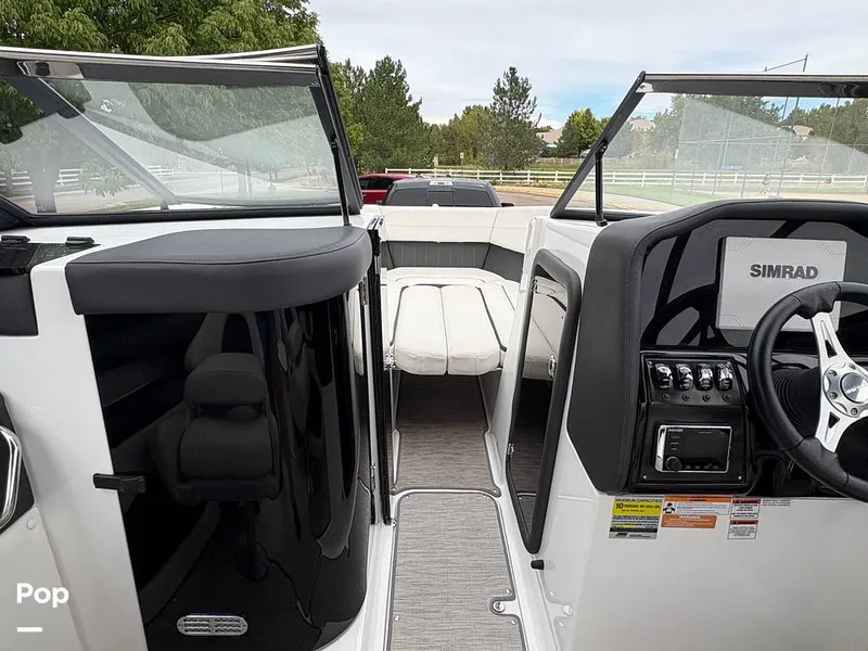 Slide: The Image of Rinker Q5 2018 - 15853096