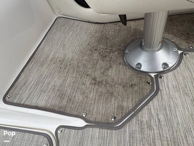 Slide: The Image of Rinker Q5 2018 - 15853103