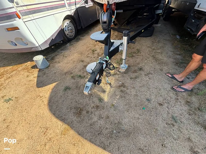 Slide: The Image of Malibu Wakesetter 25 lsv 2020 - 15819776