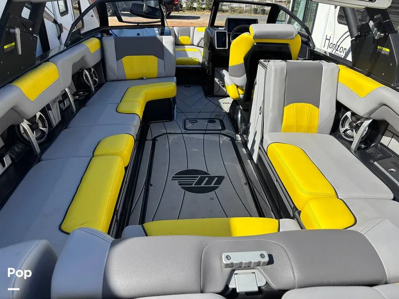 Slide: The Image of Malibu Wakesetter 25 lsv 2020 - 15819723