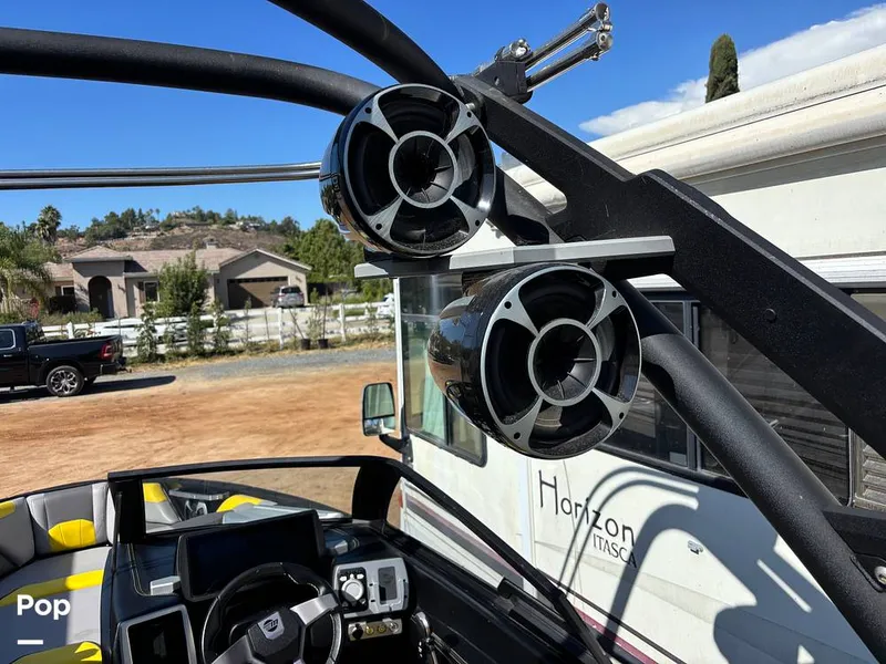 Slide: The Image of Malibu Wakesetter 25 lsv 2020 - 15819719