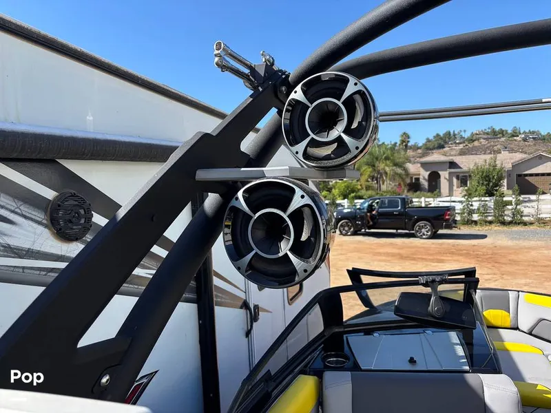 Slide: The Image of Malibu Wakesetter 25 lsv 2020 - 15819718