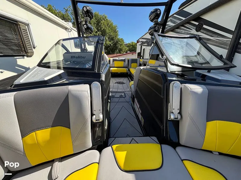 Slide: The Image of Malibu Wakesetter 25 lsv 2020 - 15819711