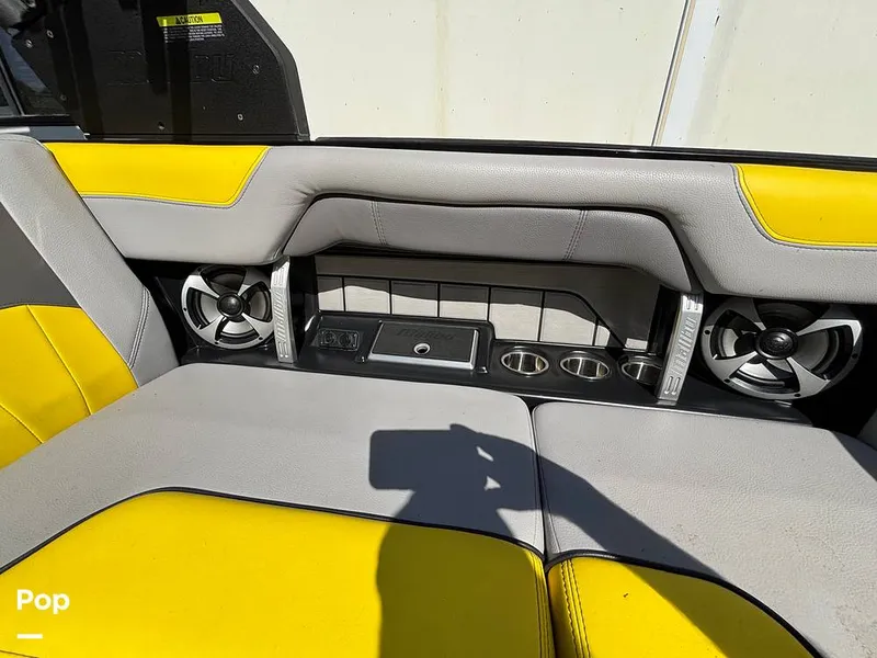 Slide: The Image of Malibu Wakesetter 25 lsv 2020 - 15819699