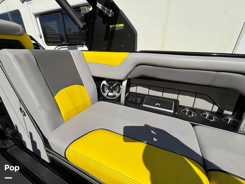 Slide: The Image of Malibu Wakesetter 25 lsv 2020 - 15819698