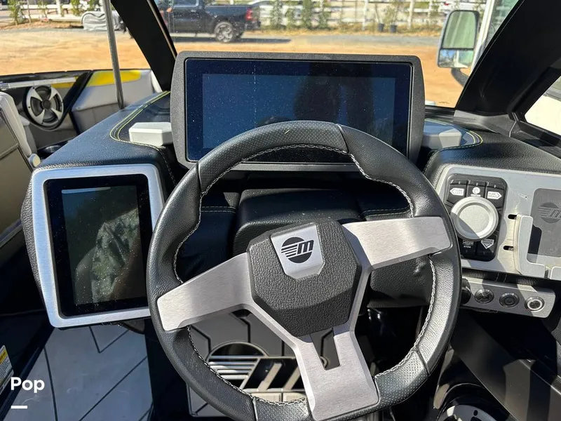 Slide: The Image of Steering Wheel - 15819690