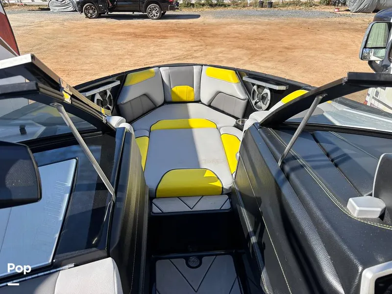 Slide: The Image of Malibu Wakesetter 25 lsv 2020 - 15819682