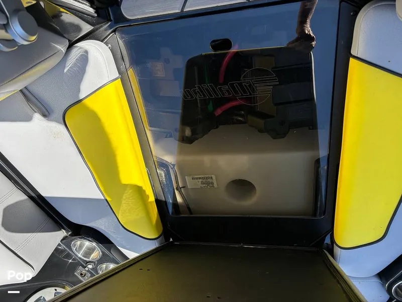 Slide: The Image of Malibu Wakesetter 25 lsv 2020 - 15819676