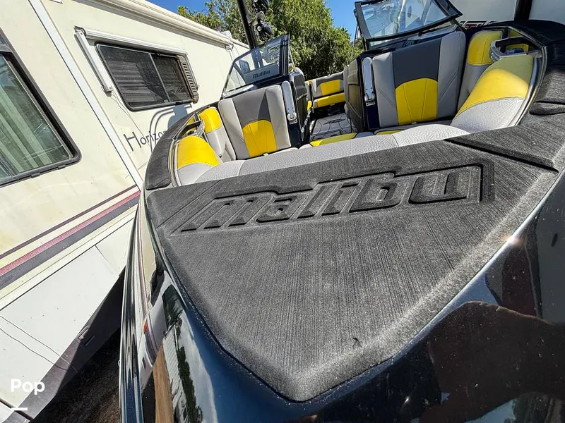 Slide: The Image of Malibu Wakesetter 25 lsv 2020 - 15819737