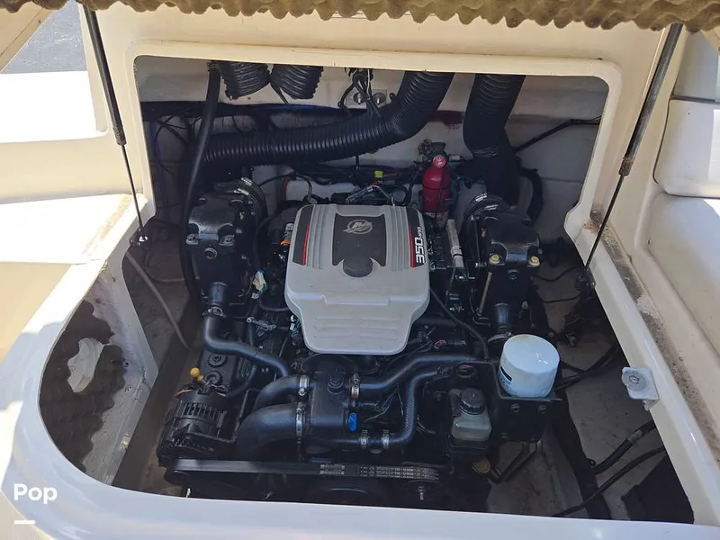 Slide: The Image of Sea Ray 240 Sundeck 2009 - 15736049