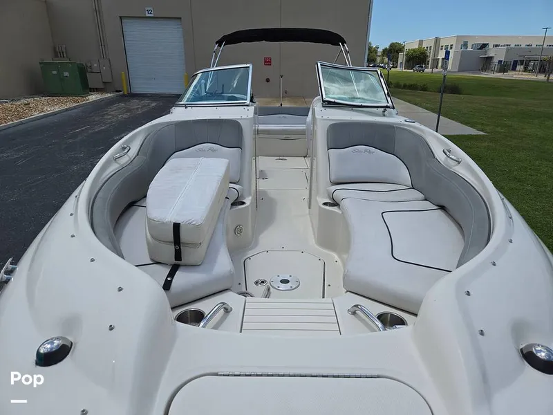 Slide: The Image of Sea Ray 240 Sundeck 2009 - 15736055
