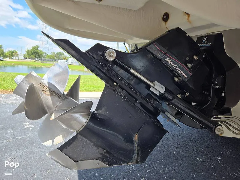 Slide: The Image of Sea Ray 240 Sundeck 2009 - 15736067