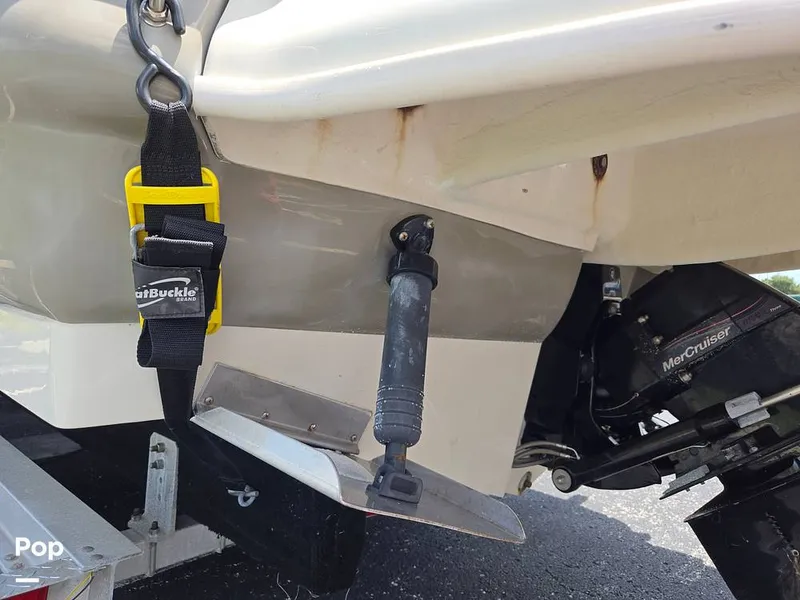 Slide: The Image of Sea Ray 240 Sundeck 2009 - 15736071